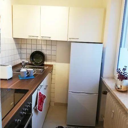 Moderne Am Bahnhof Mit Direkter S-bahn Verbindung Nach Muenchen Apartment