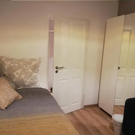 Apartament Moderne Am Bahnhof Mit Direkter S-bahn Verbindung Nach Muenchen Dachau