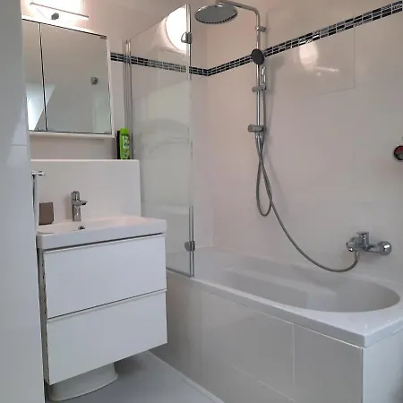 Apartmán Moderne Am Bahnhof Mit Direkter S-bahn Verbindung Nach Muenchen Dachau